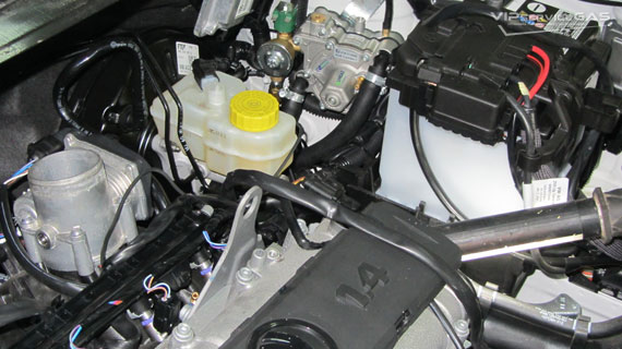 Газ на Skoda Roomster 1.4